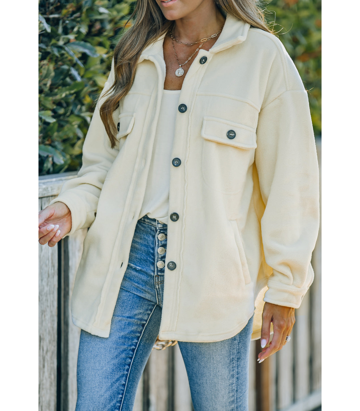 Lyra - Jacket with button closure