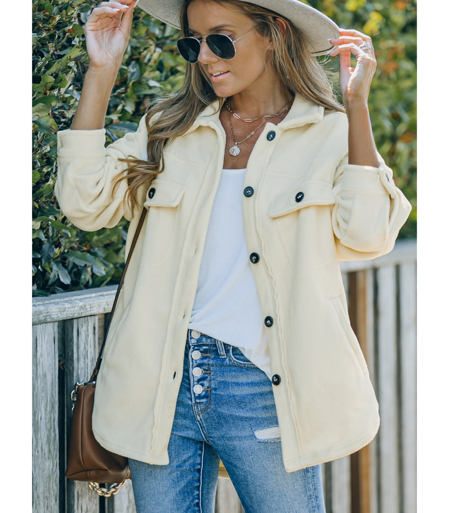 Lyra - Jacket with button closure