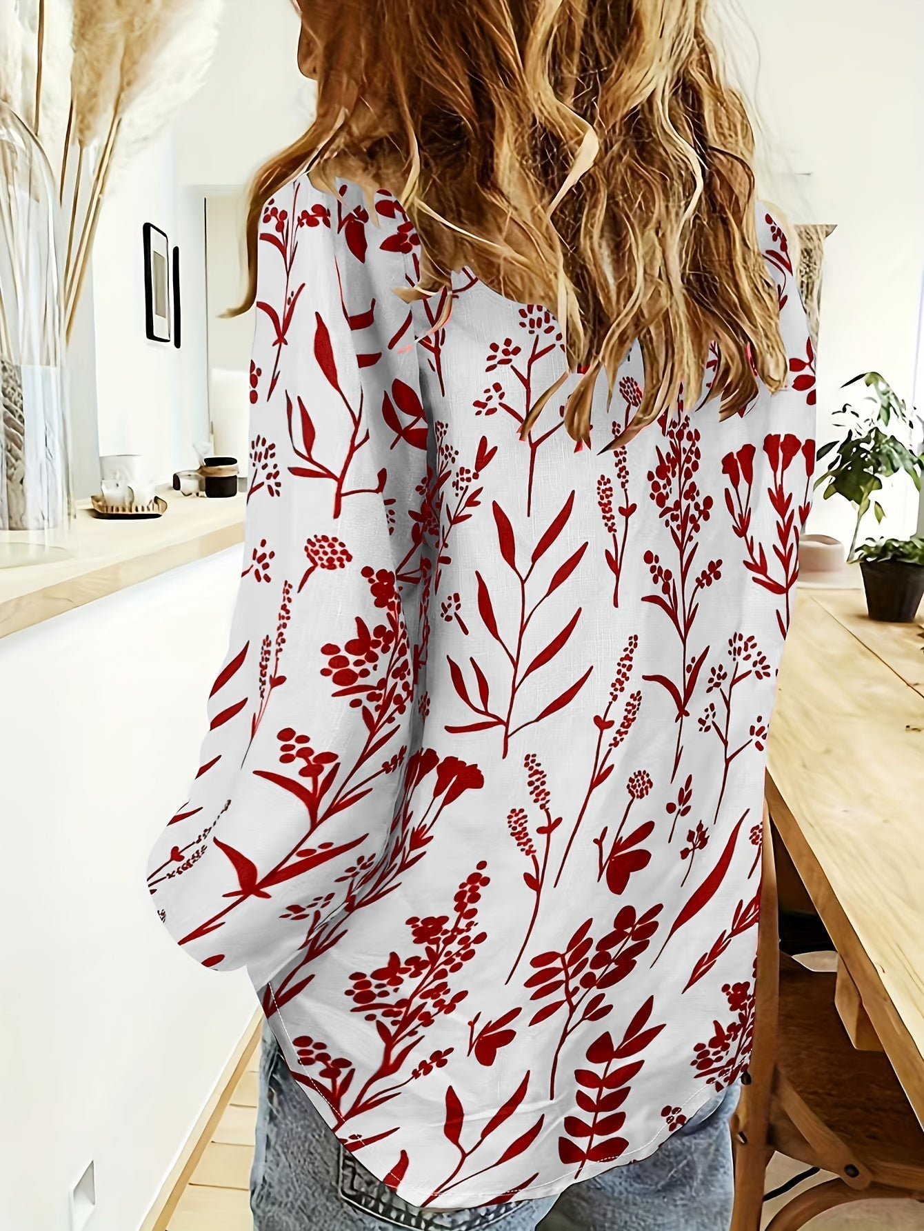 Chenaya - damesblouse lange mouwen me bloemmotief en reverskraag