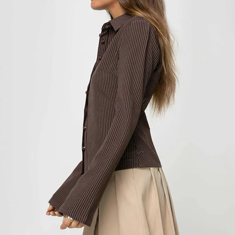 Mara - Retro Blouse met Statement Look voor Dames
