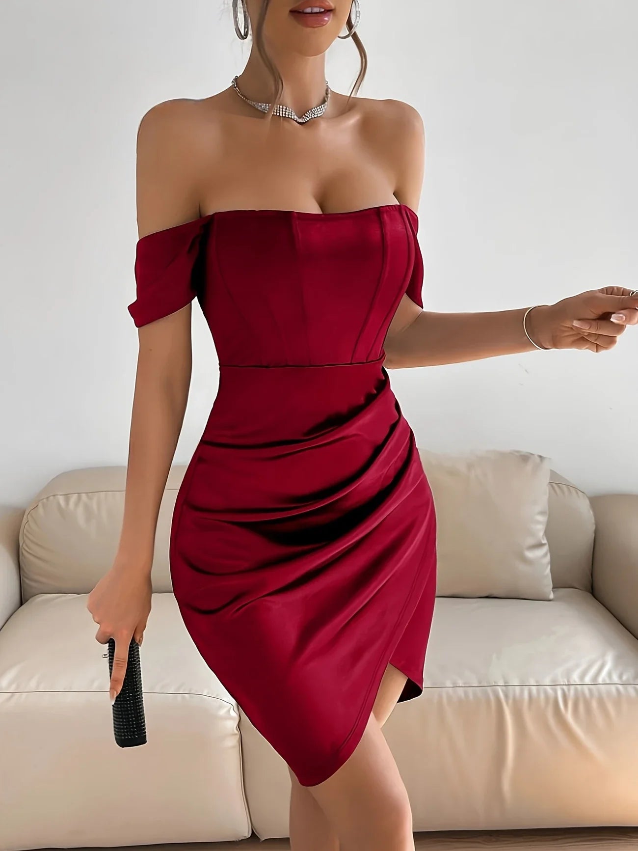 Roudaina - Satijnen Off-Shoulder Jurk