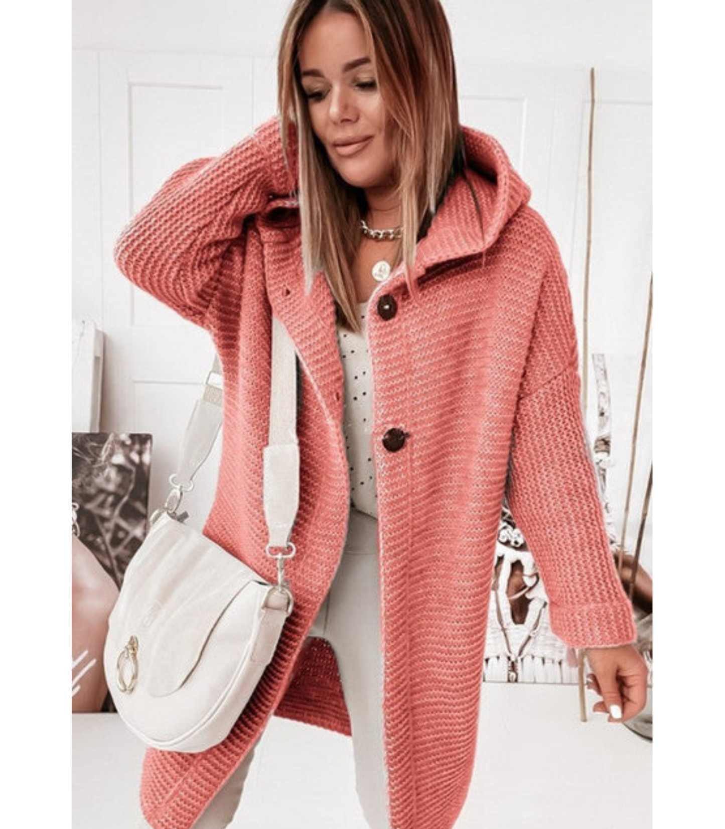 Mirthe  - Gebreid vest met capuchon