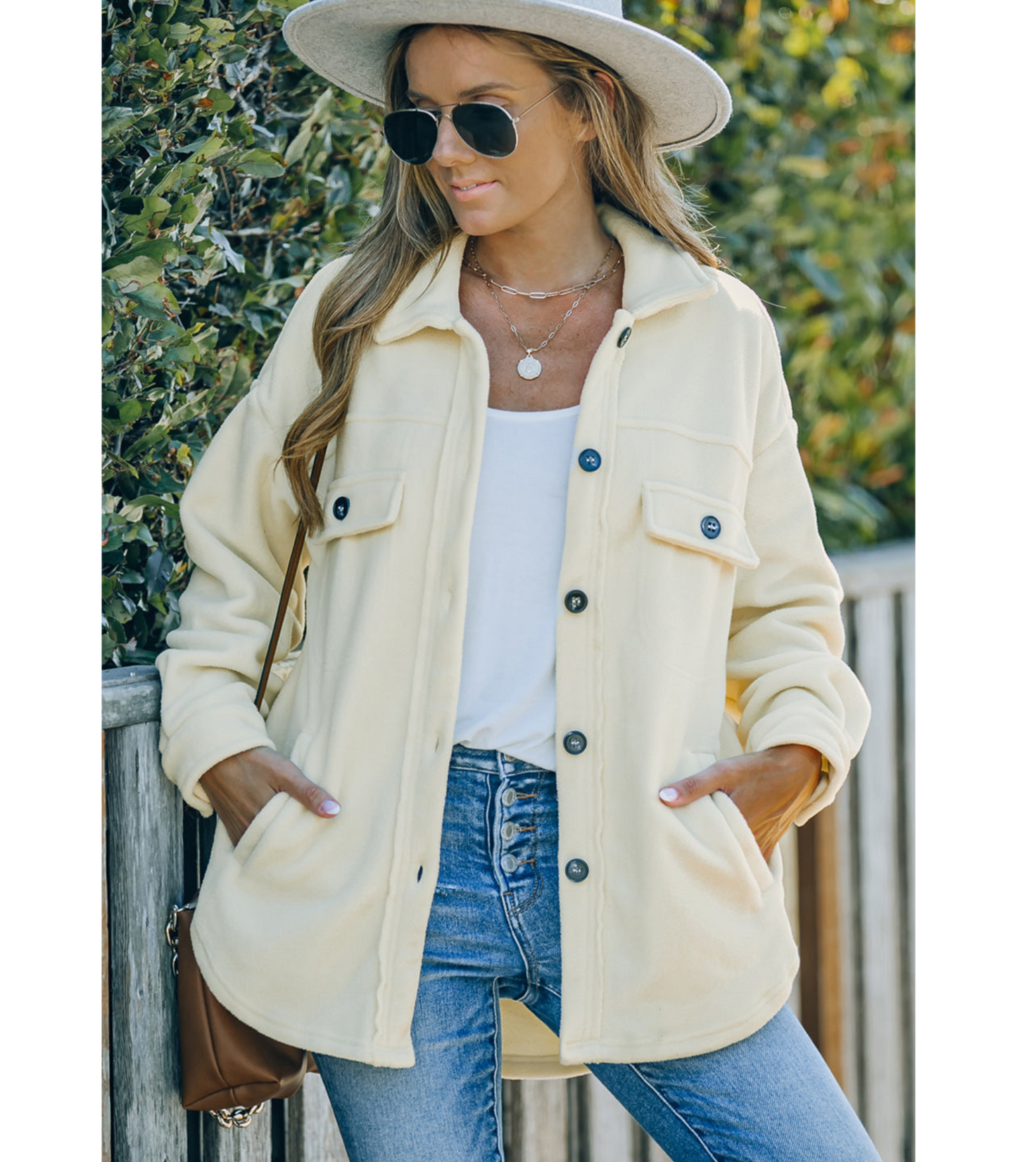 Lyra - Jacket with button closure