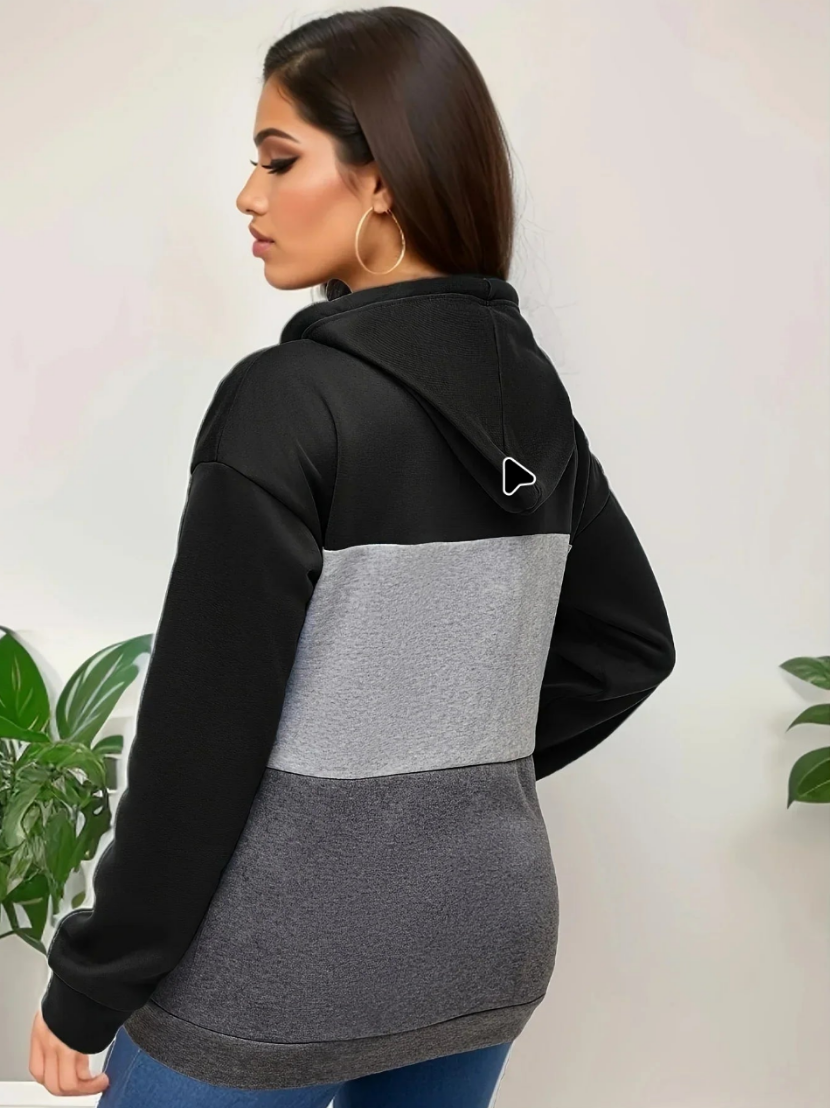 Aranka - Hoodie met knopen