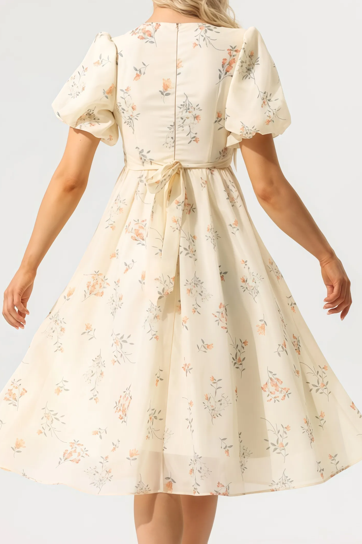 Auralyn - Charmante Midi-Jurk met Bloemenprint en V-Hals voor Dames