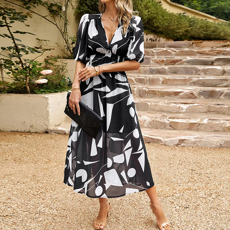 Fenna - Trendy Bloemenjurk met Tijdloze Elegantie