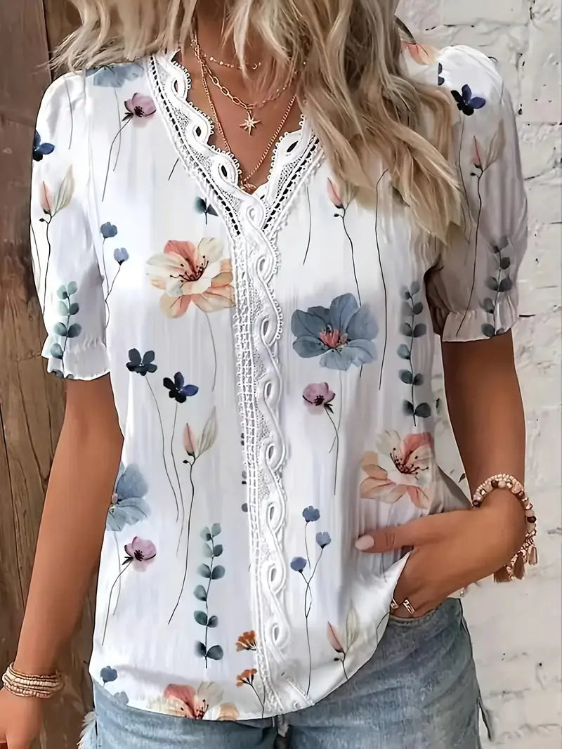 Jennefer - Shirt met bloemencharme Elegante pofmouwen Kanten rand