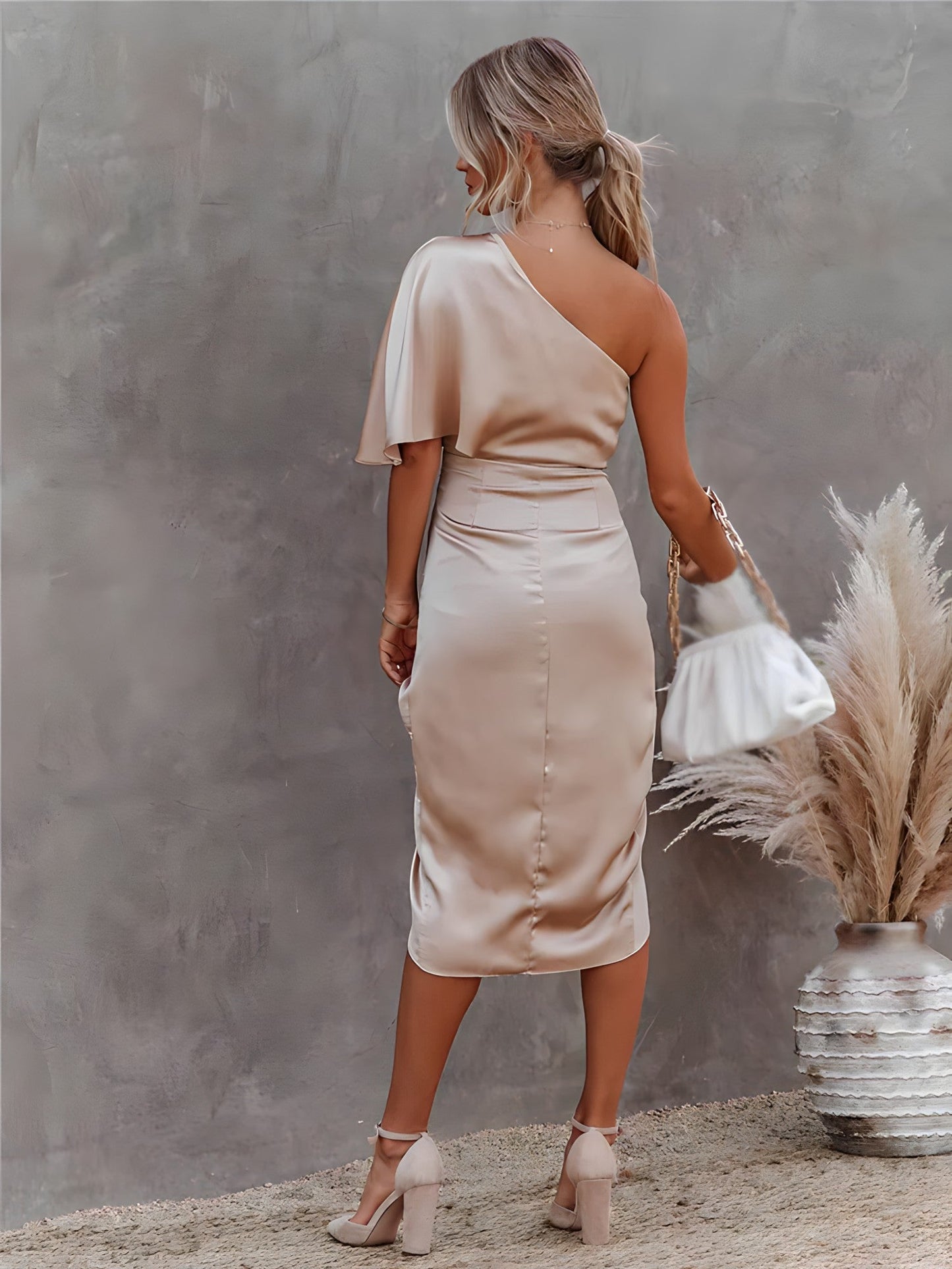 Luna - Chic Zijden One-Shoulder Jurk voor Dames