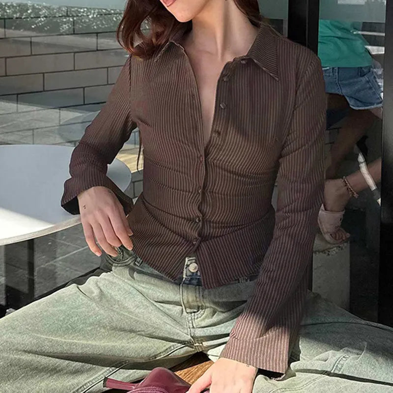 Mara - Retro Blouse met Statement Look voor Dames