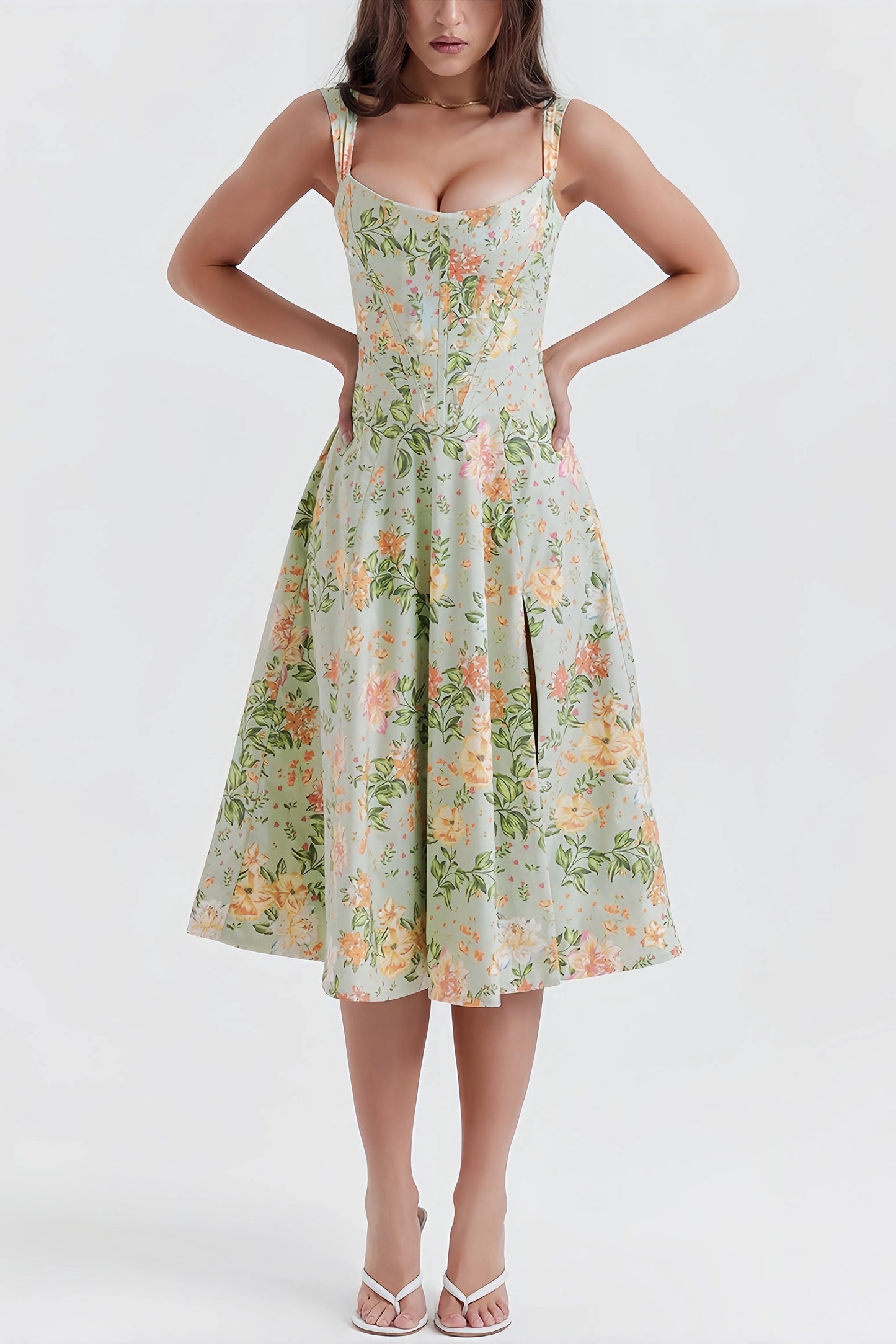 Nyla - Trendy Groene Gebloemde Midi-Jurk met Split voor Dames