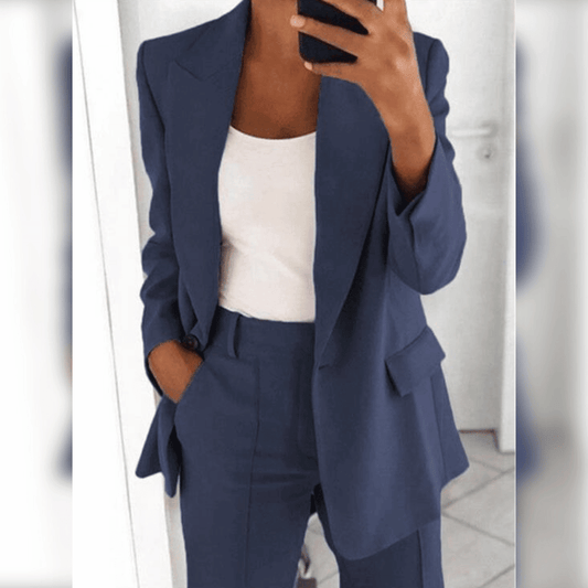 Olivia - Elegantie en Comfort in een Pak