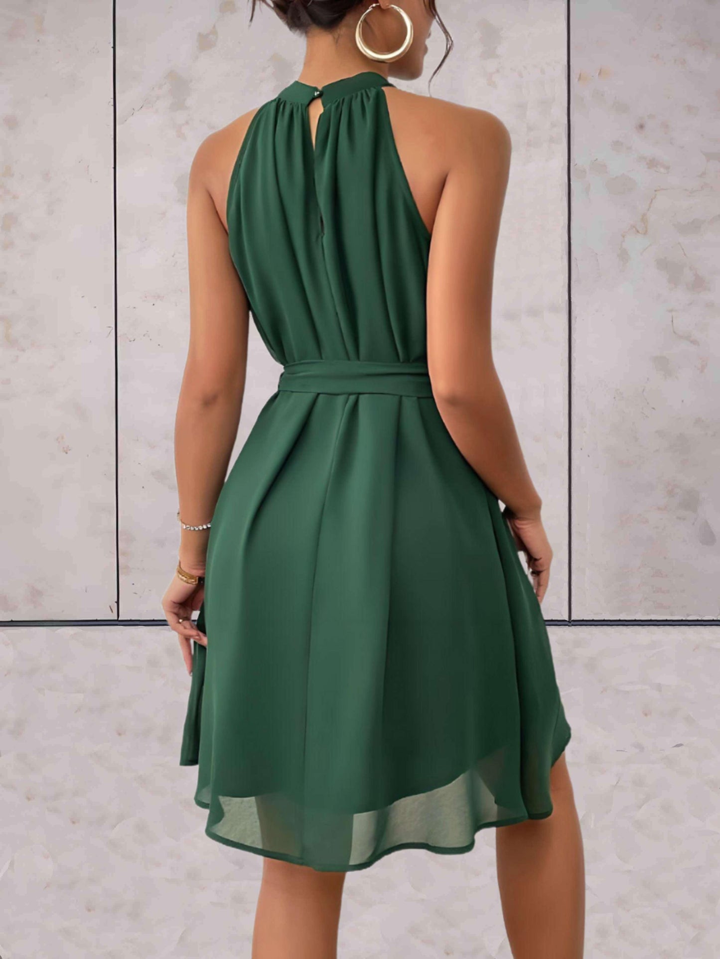Zorina - Mouwloze Jurk met Riem voor Dames