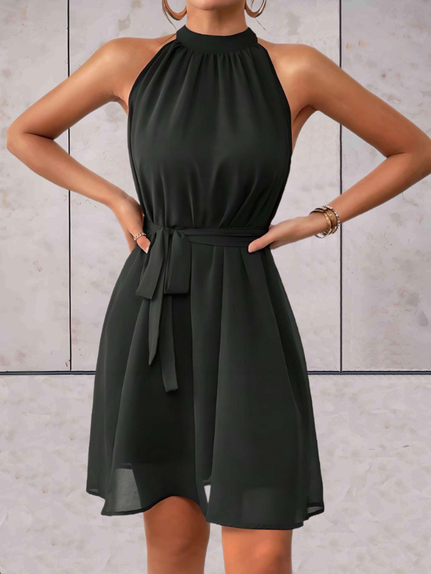 Zorina - Mouwloze Jurk met Riem voor Dames